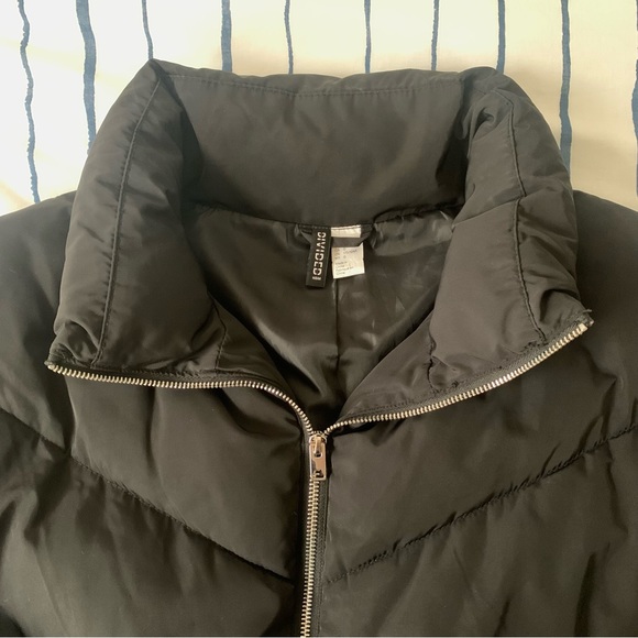 H&M Black Puffer - Picture 5 of 7